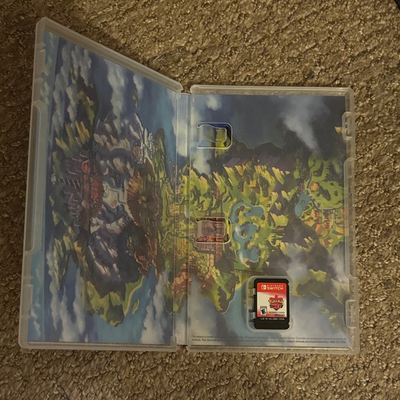 Pokémon Shield - Picture 3 of 5